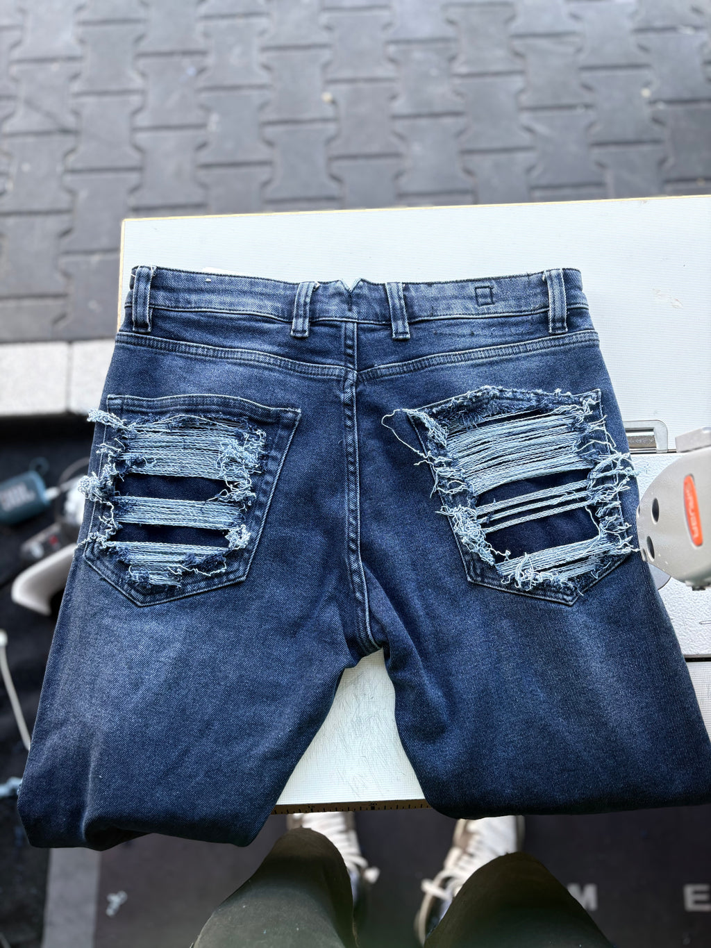 Dripped Slimfit Custom Jeans | M