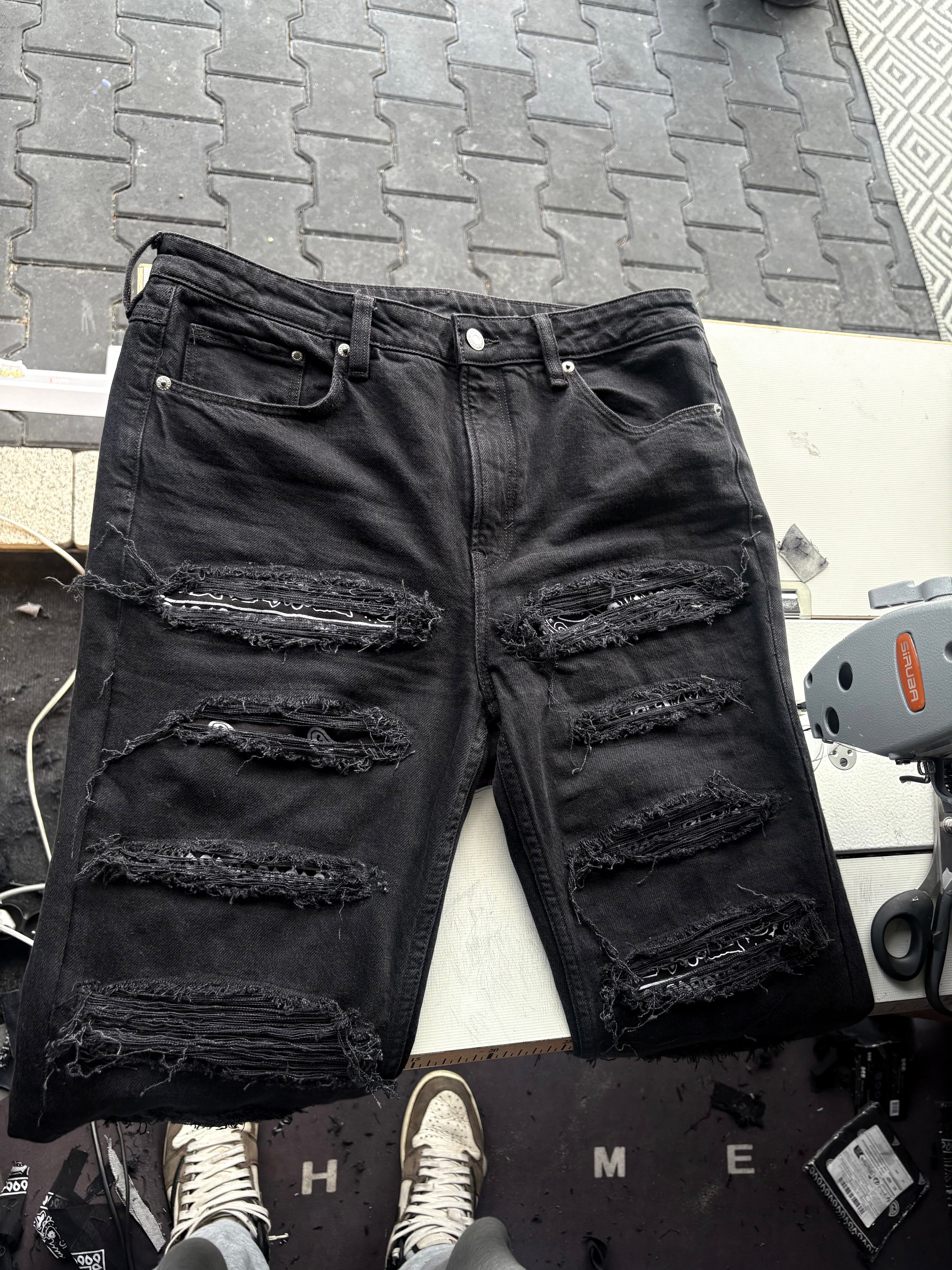 Dripped Slimfit Custom Jeans | M