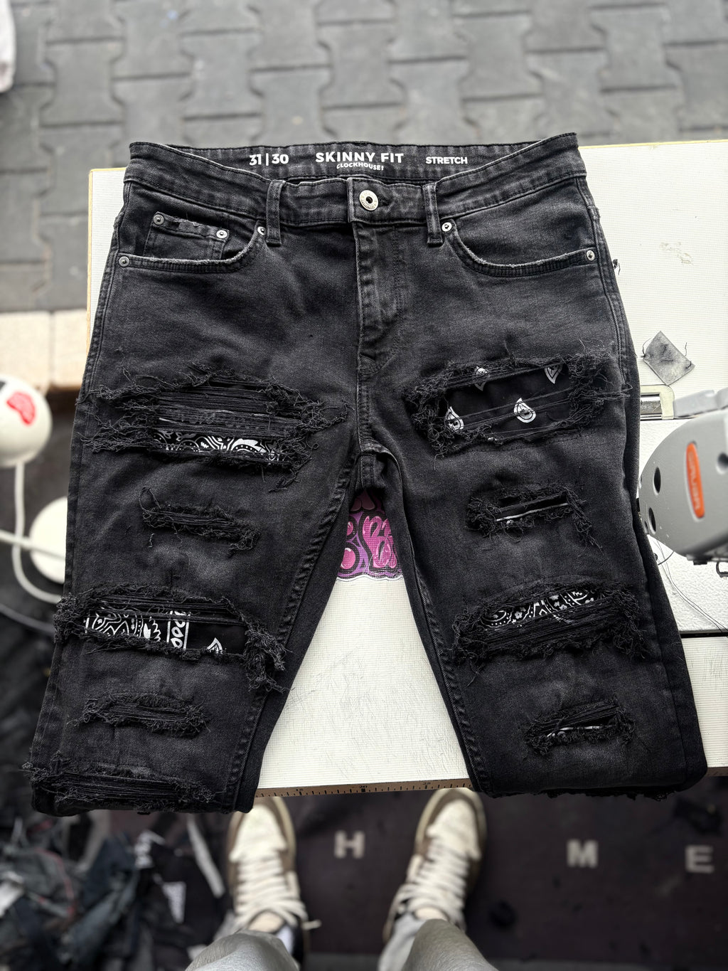 Dripped Slimfit Custom Jeans | M