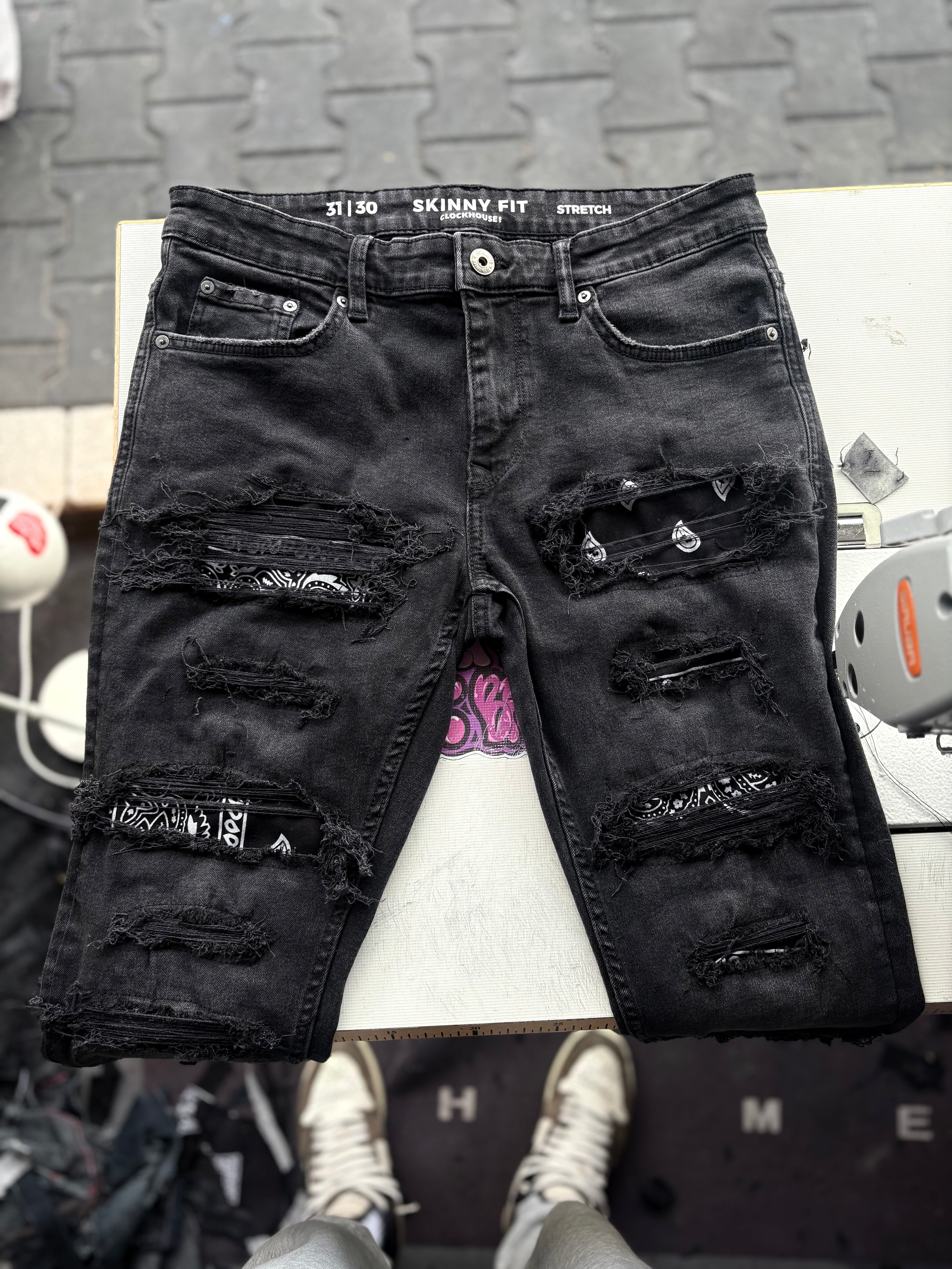 Dripped Slimfit Custom Jeans | M