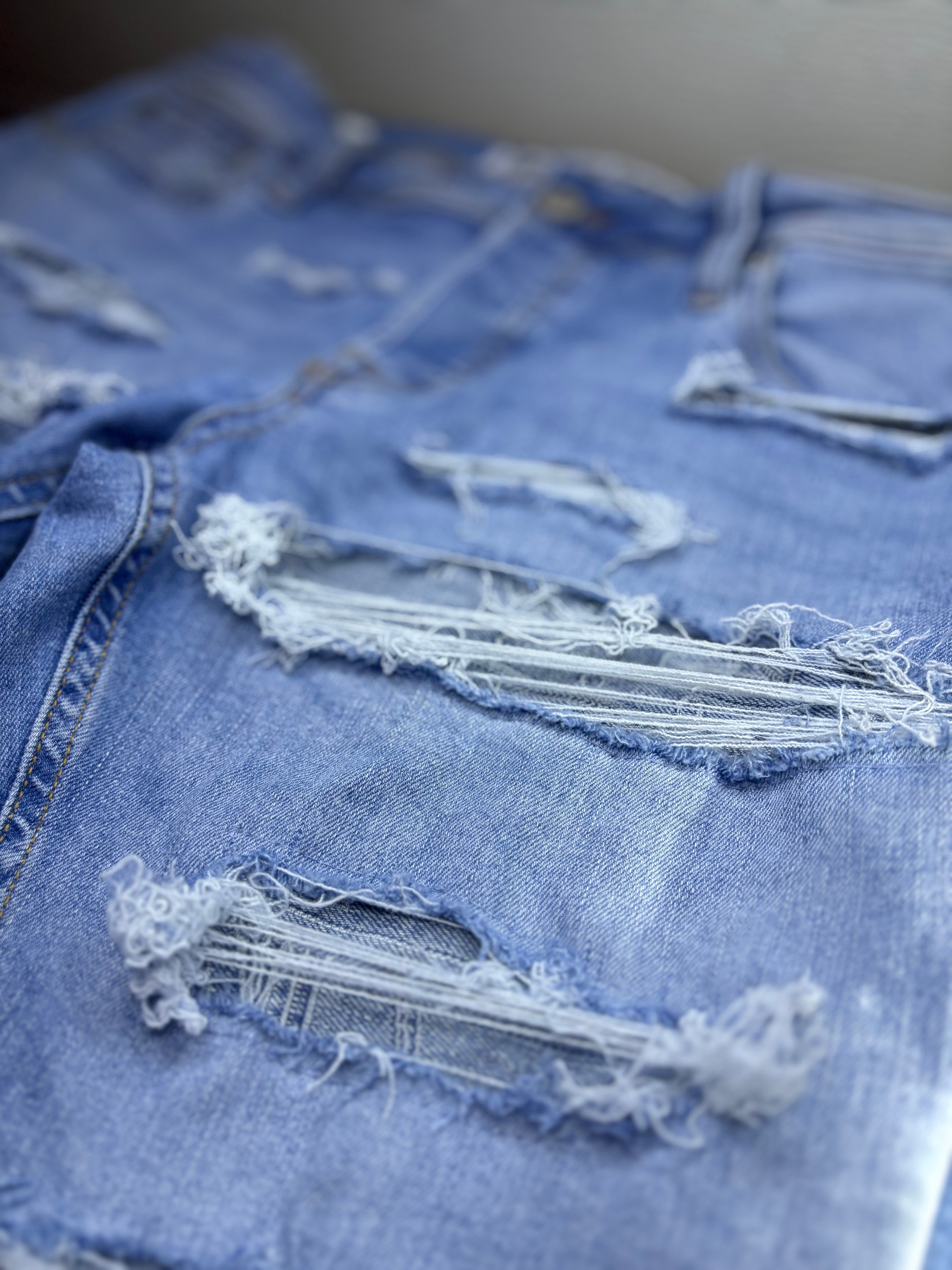 Dripped Slimfit Distressed Jeans | M