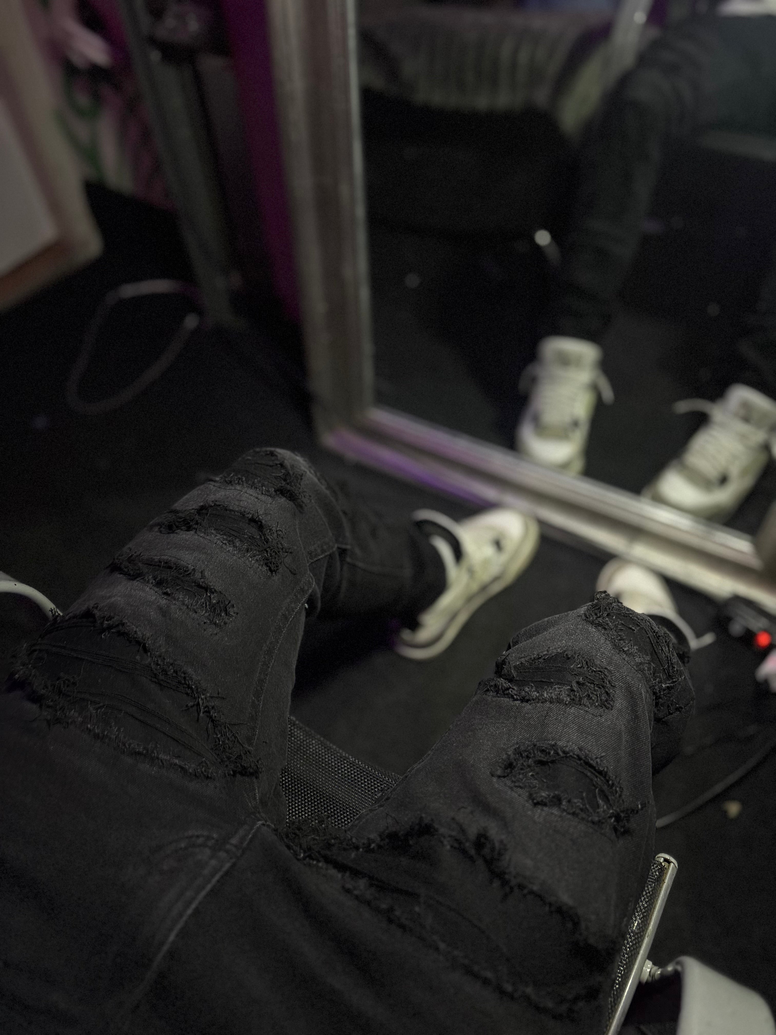 Dripped Slimfit Distressed Jeans | S
