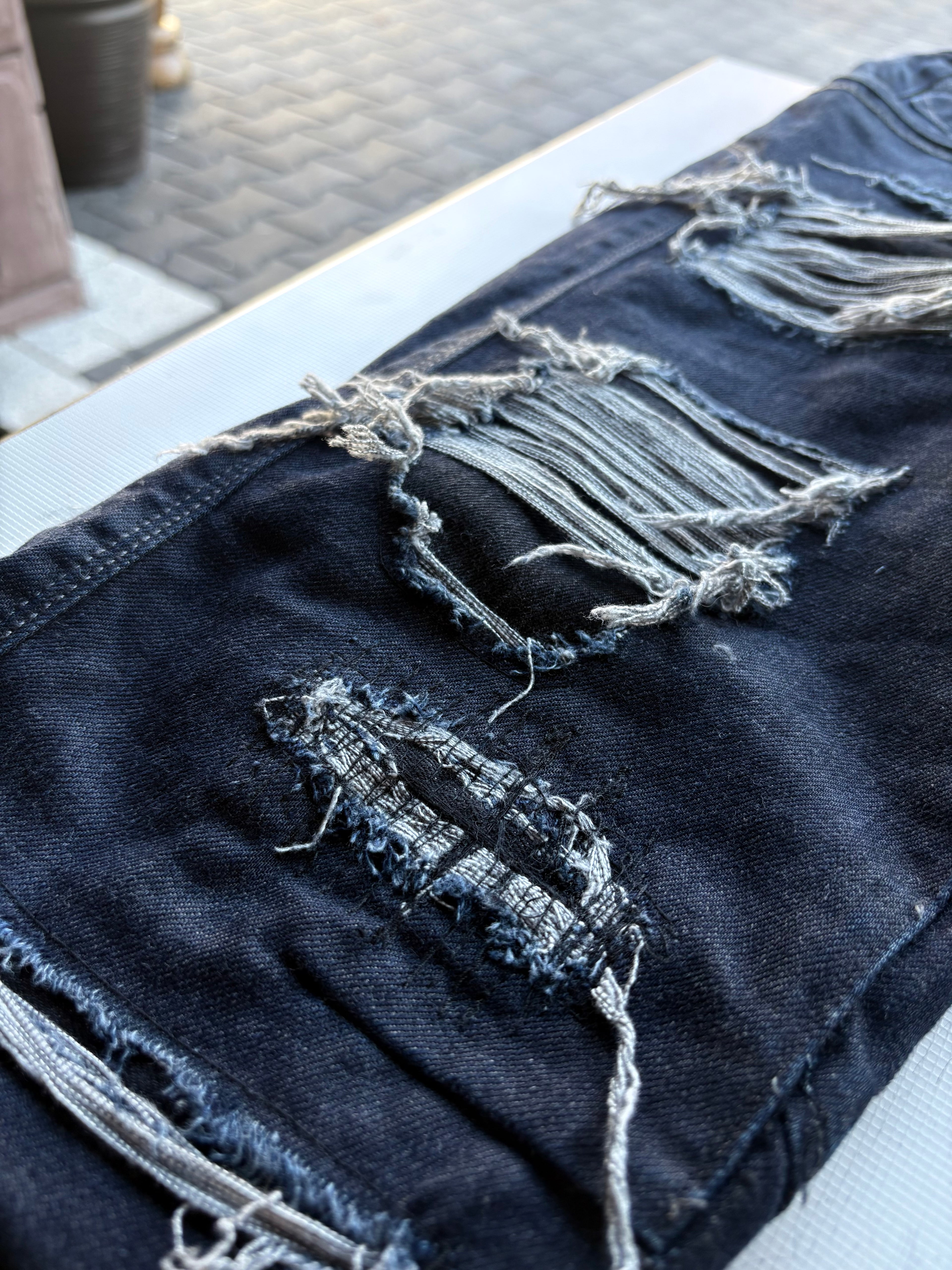 Dripped Slimfit Custom Jeans | S/M