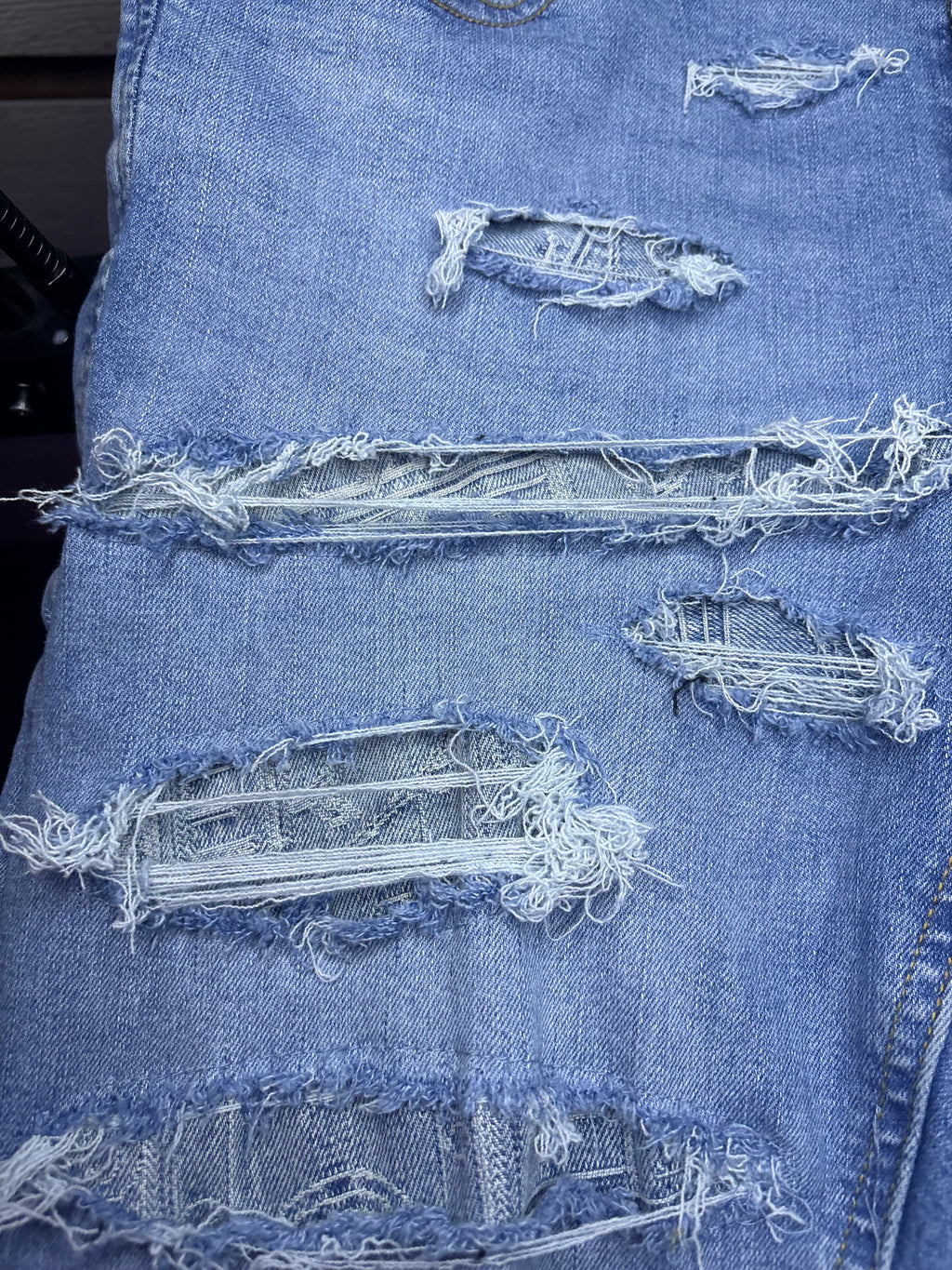 Dripped Slimfit Distressed Jeans | M