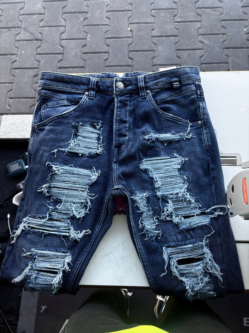 Dripped Slimfit Custom Jeans | M