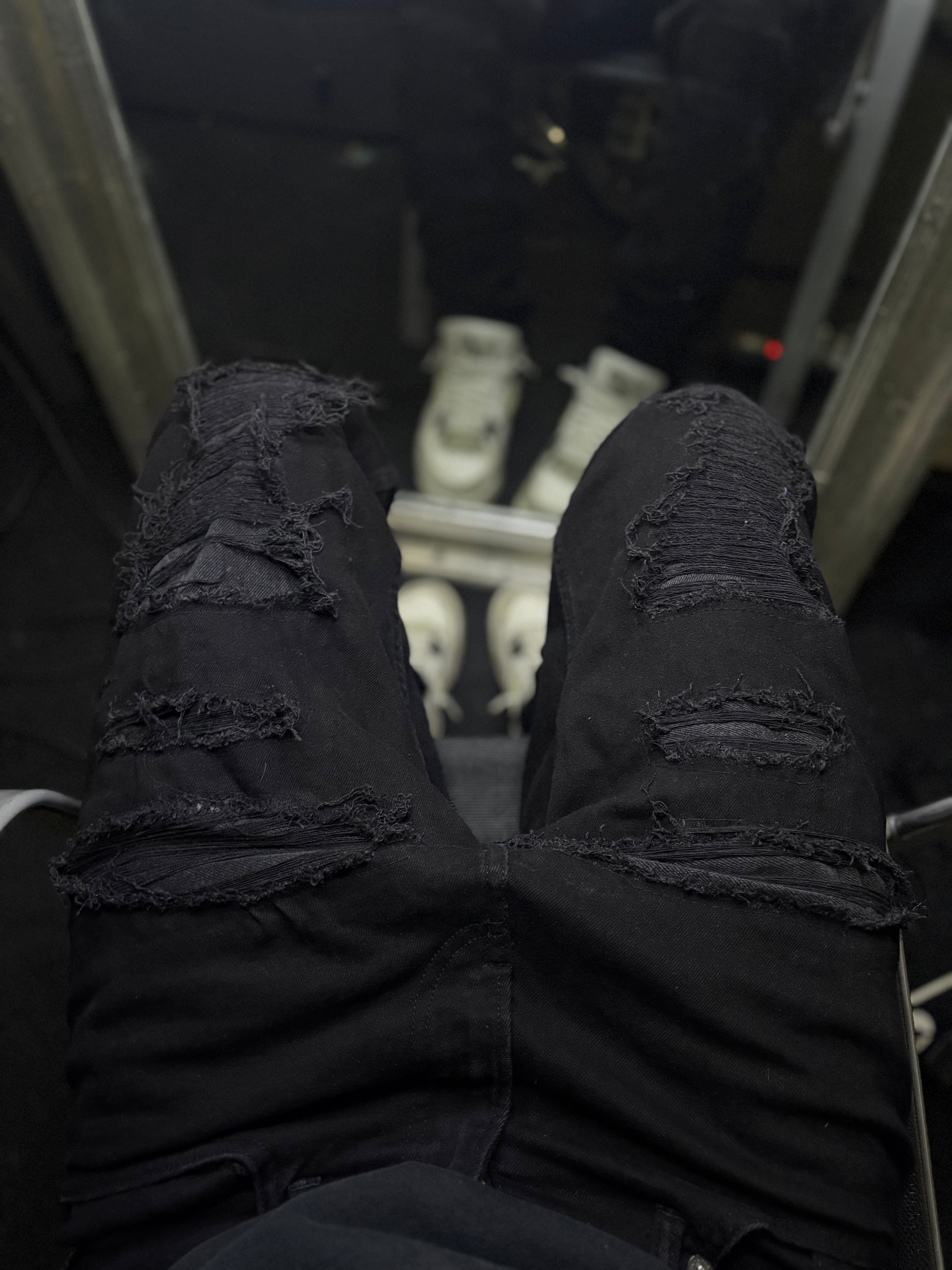 Dripped Slimfit Distressed Jeans | M