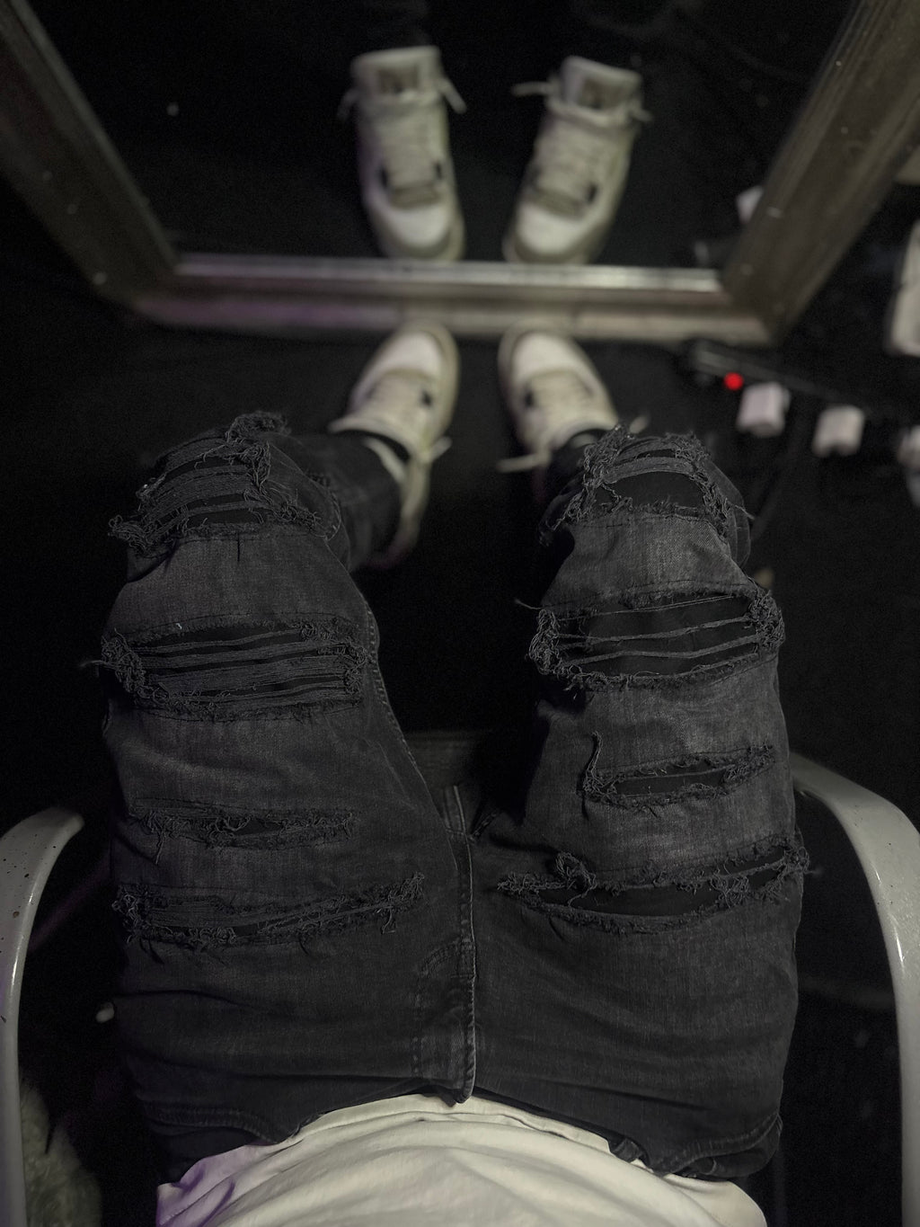 Dripped Slimfit Distressed Jeans | M