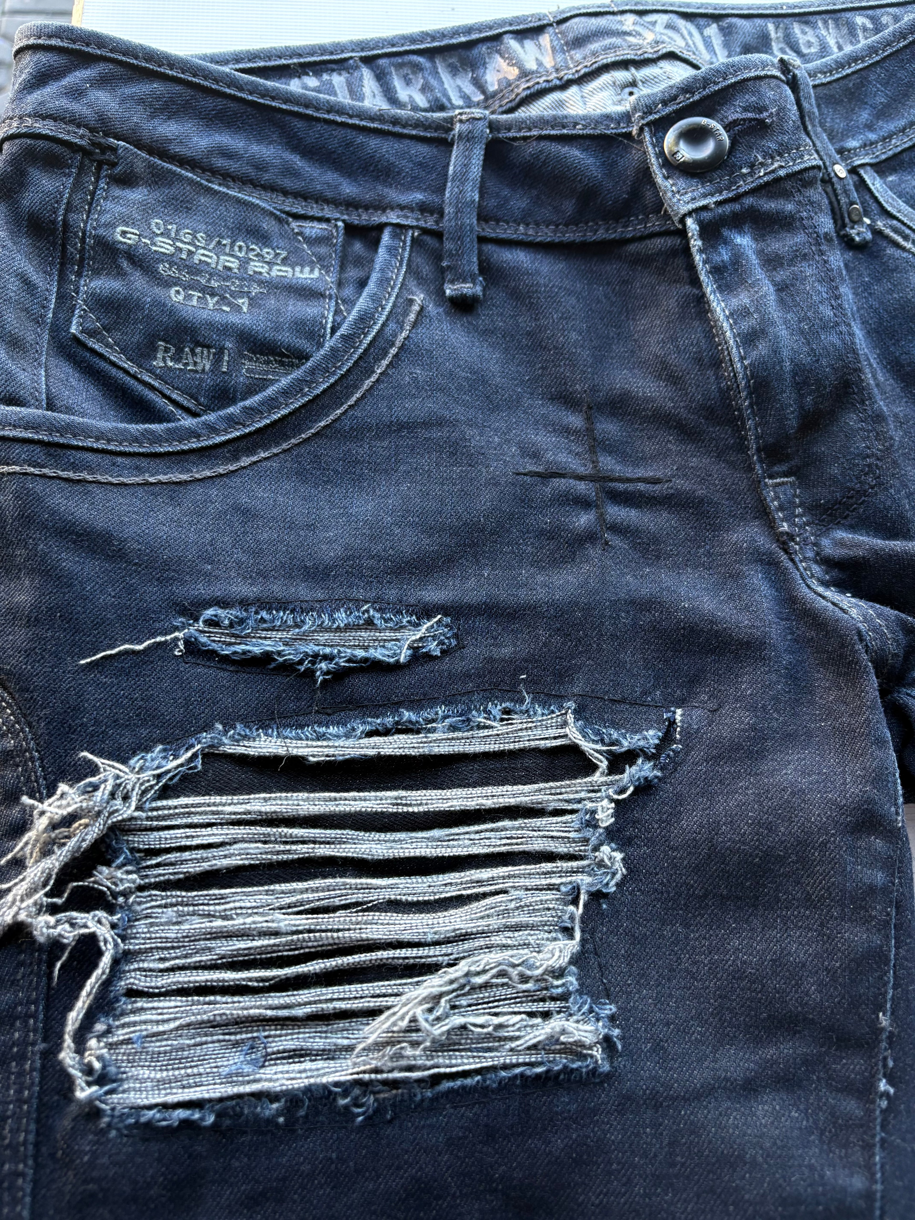 Dripped Slimfit Custom Jeans | S/M